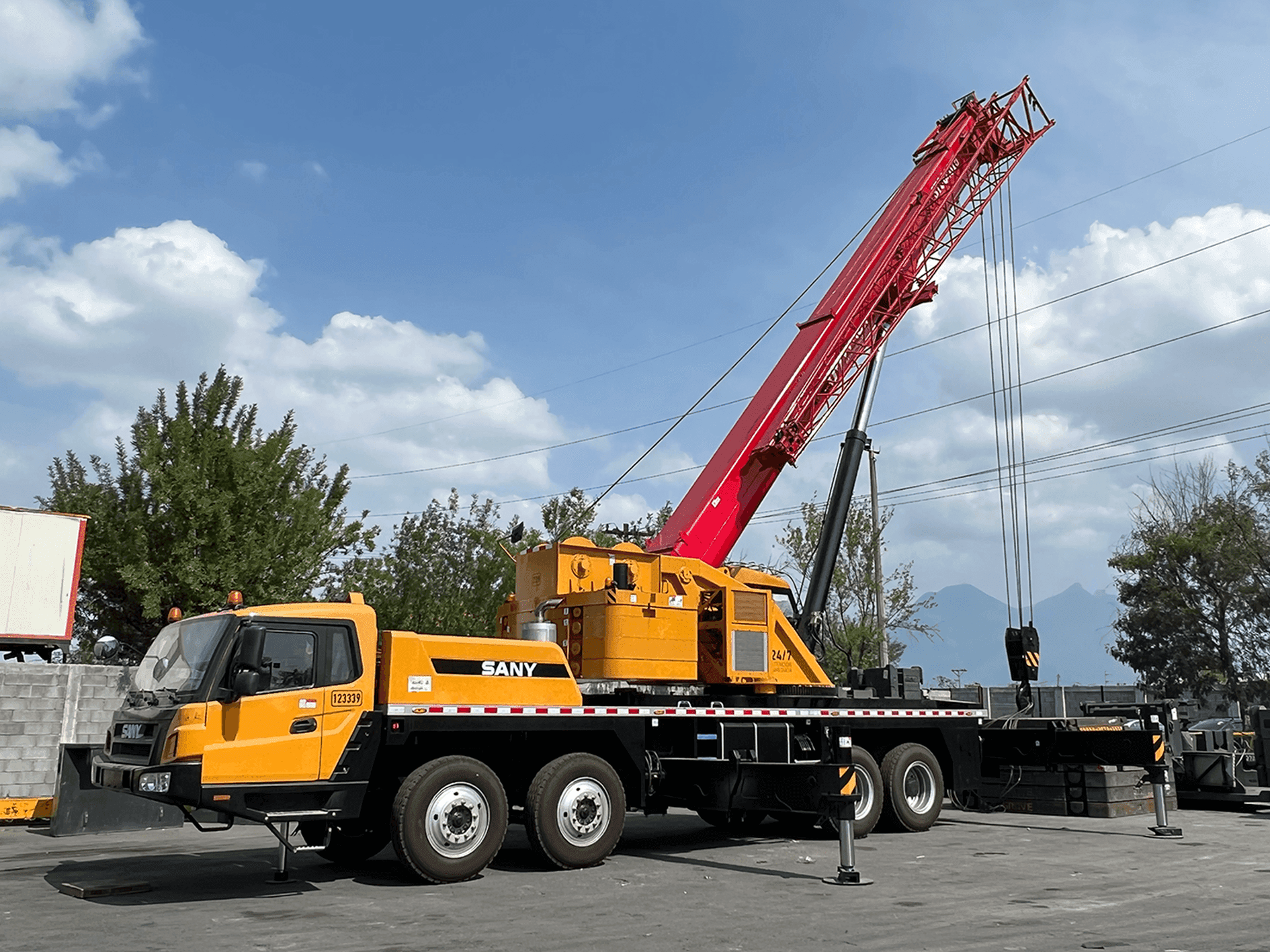 ¿Cómo elegir la grúa ideal para tu maniobra?
